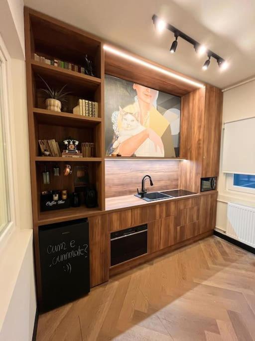 Littlehouse- Entire Property For Maximum 4 People 布加勒斯特 外观 照片